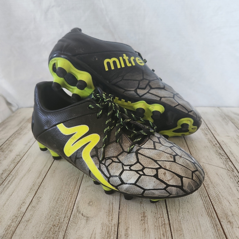 Mitre Soccer Cleats Black and Yellow Boys 6